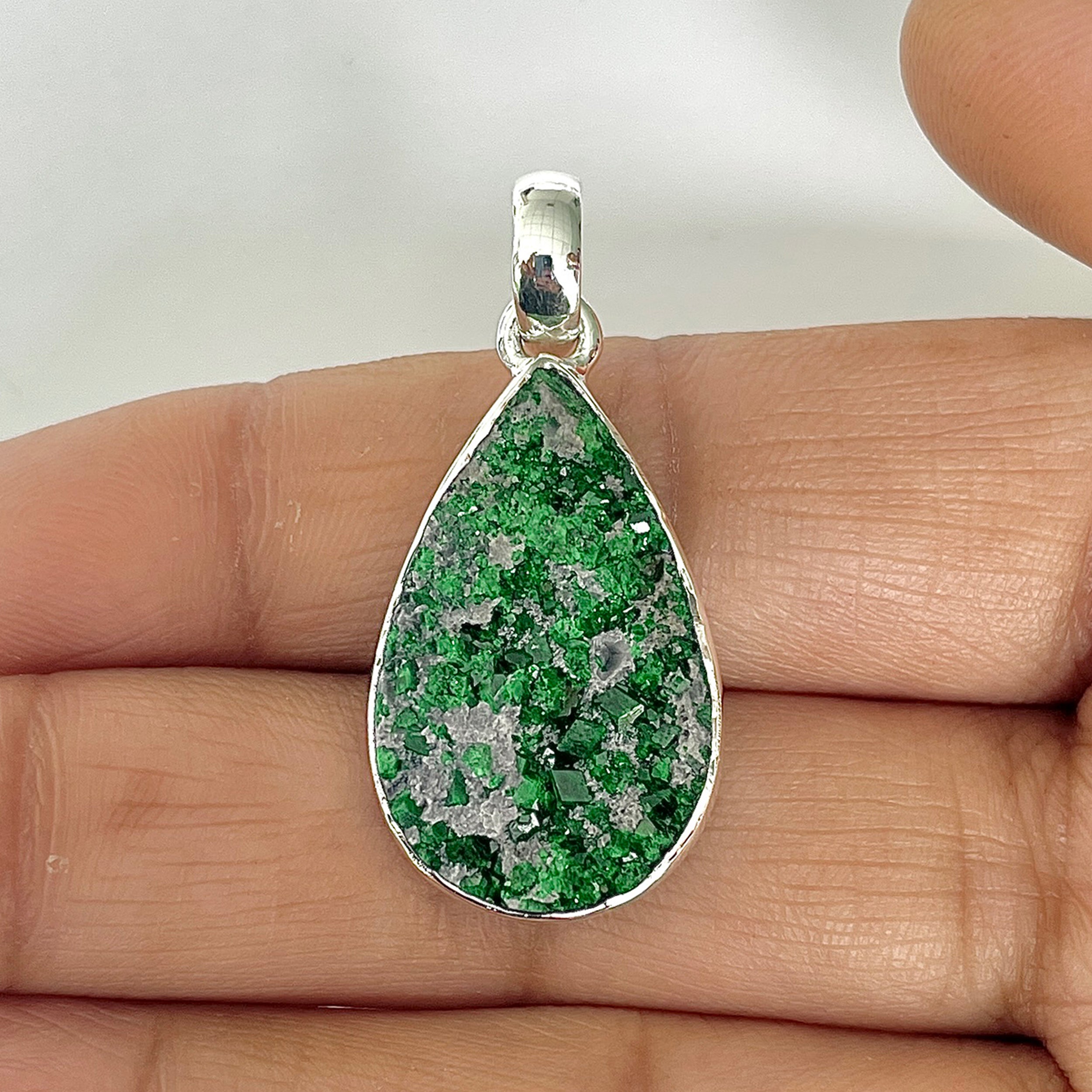 Uvarovite Pendant-(UVR-1-41)