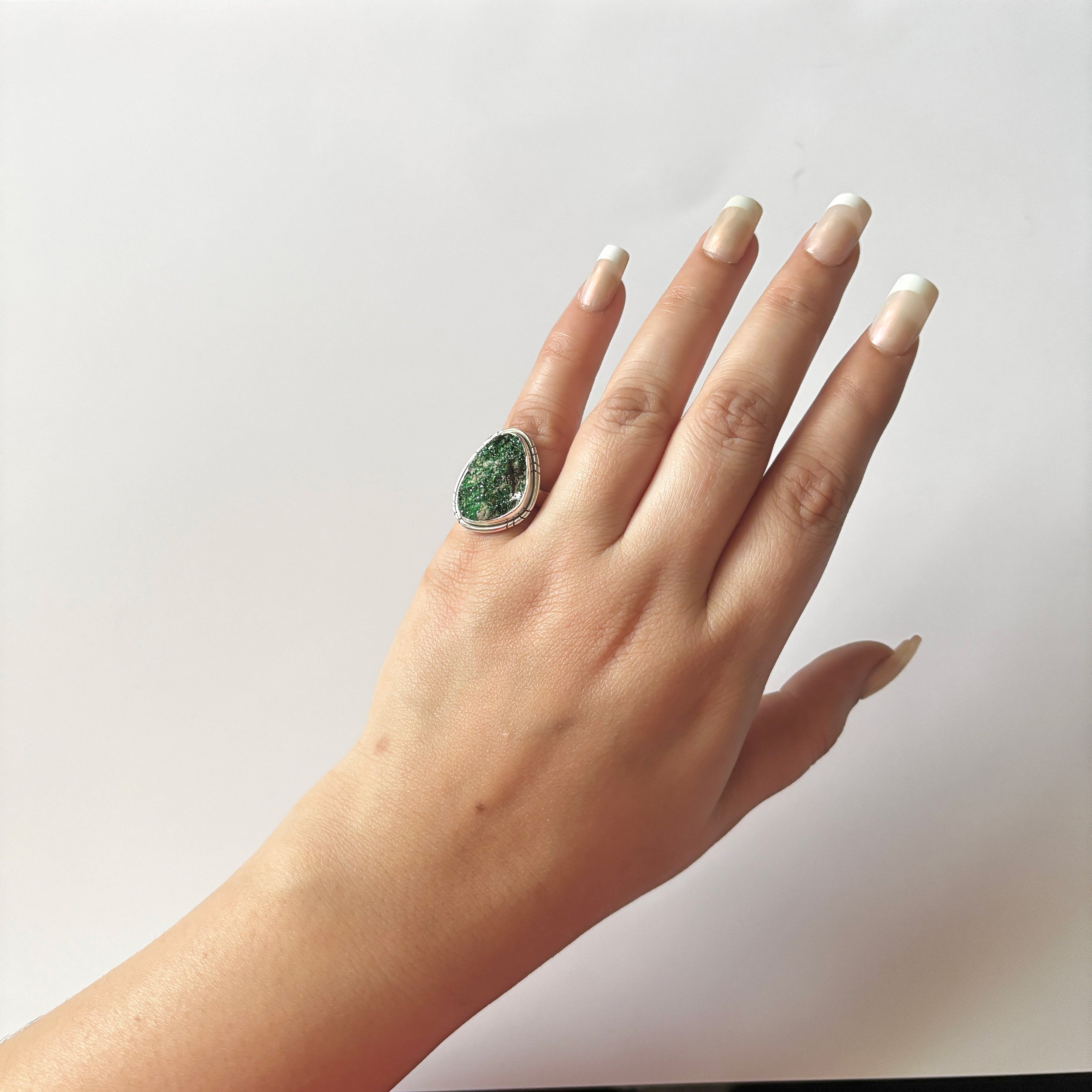 Uvarovite Ring-(UVR-2-107)