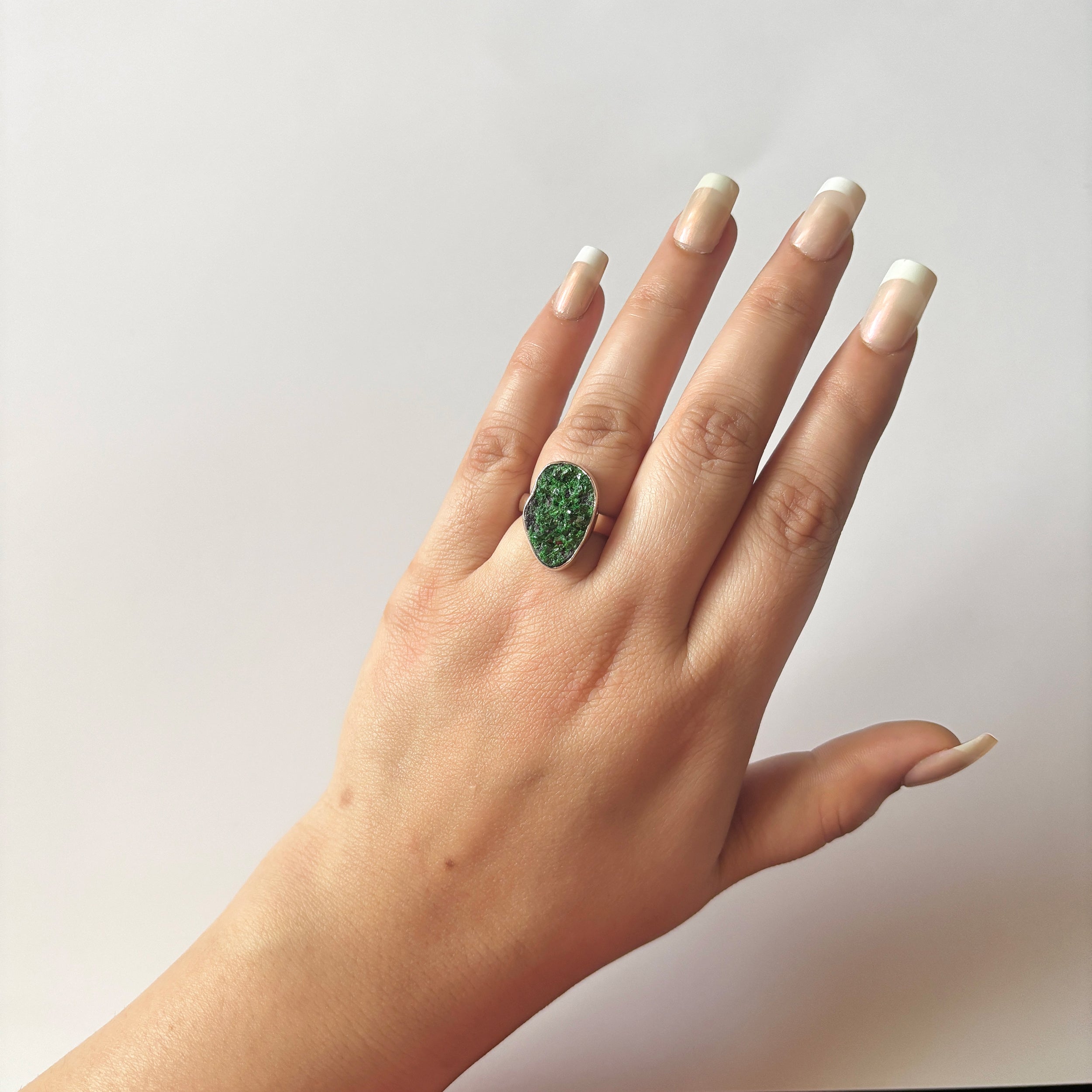 Uvarovite Ring-(UVR-2-145)