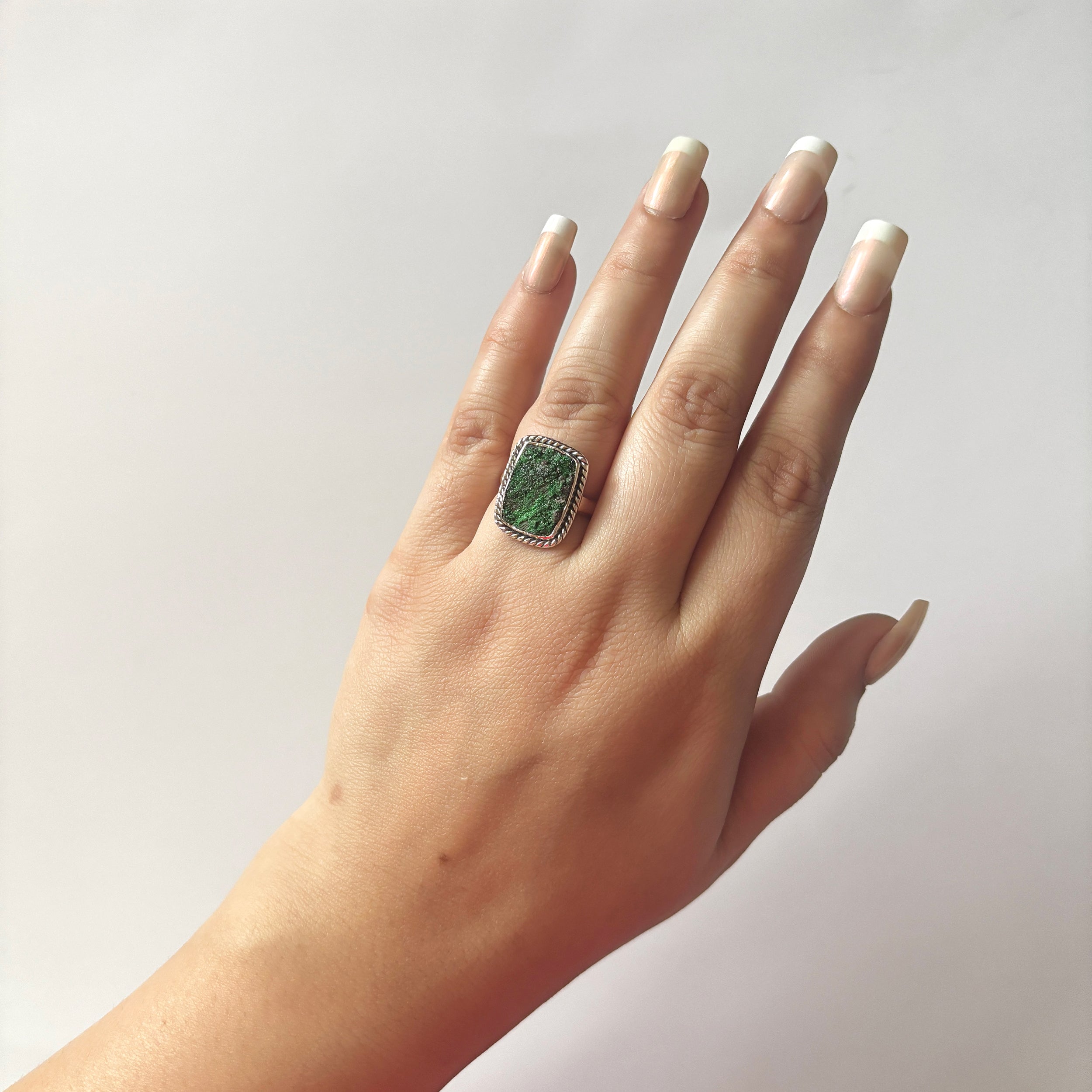Uvarovite Ring-(UVR-2-163)
