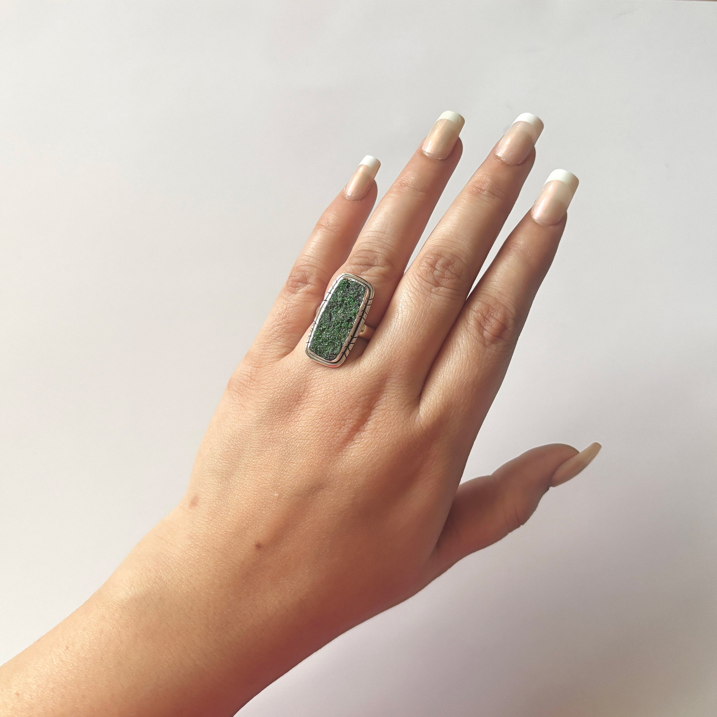 Uvarovite Ring-(UVR-2-177)