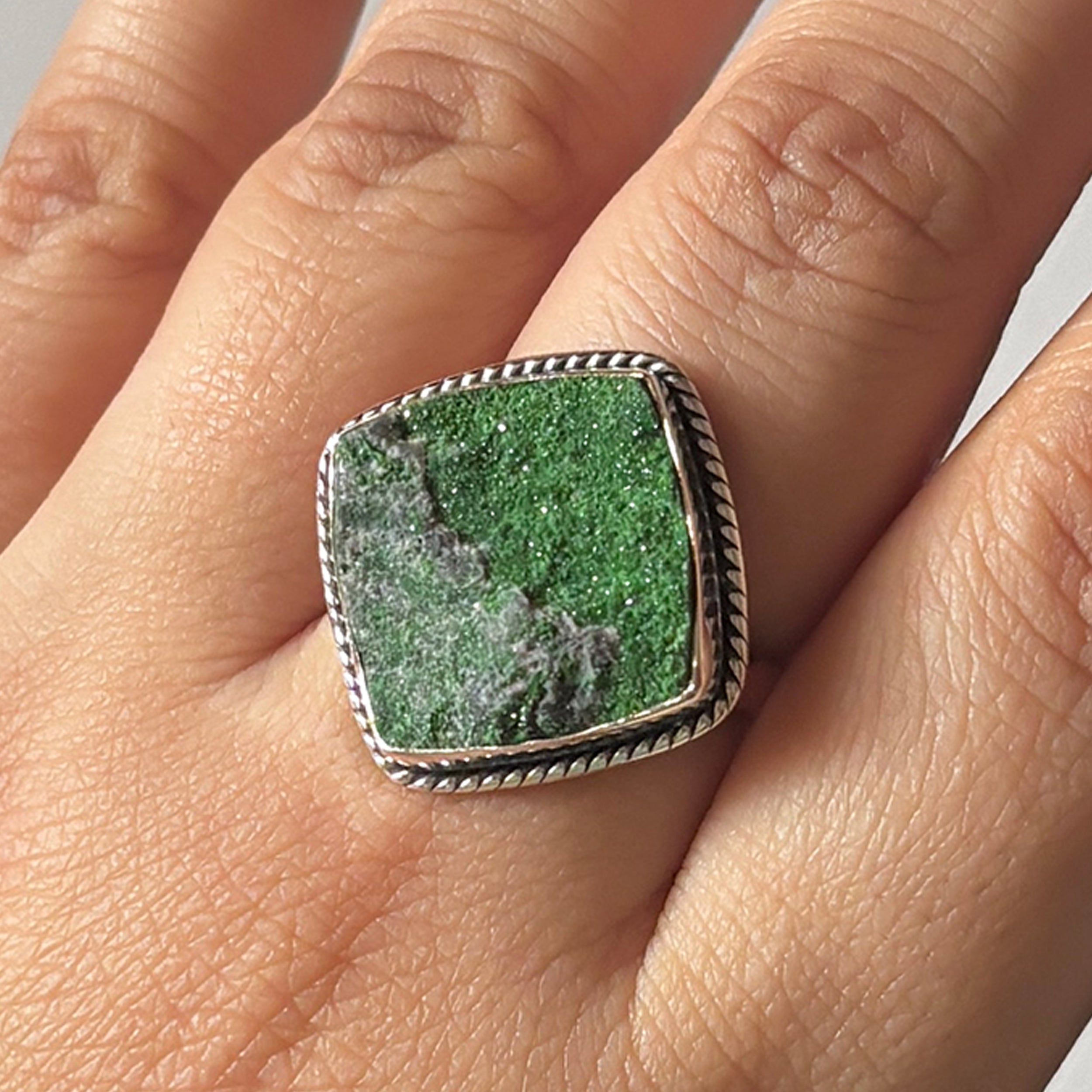 Uvarovite Ring-(UVR-2-22)