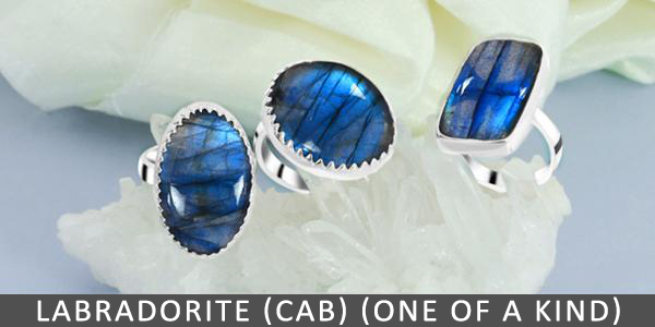 Labradorite-Cab