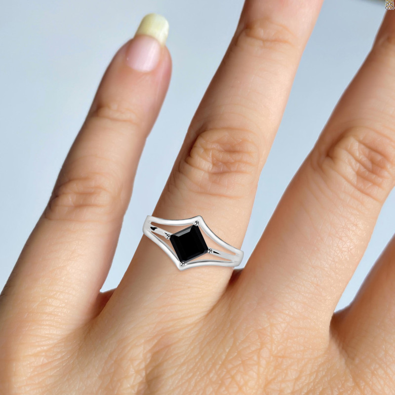 Black Tourmaline Ring BLS-RDR-408.