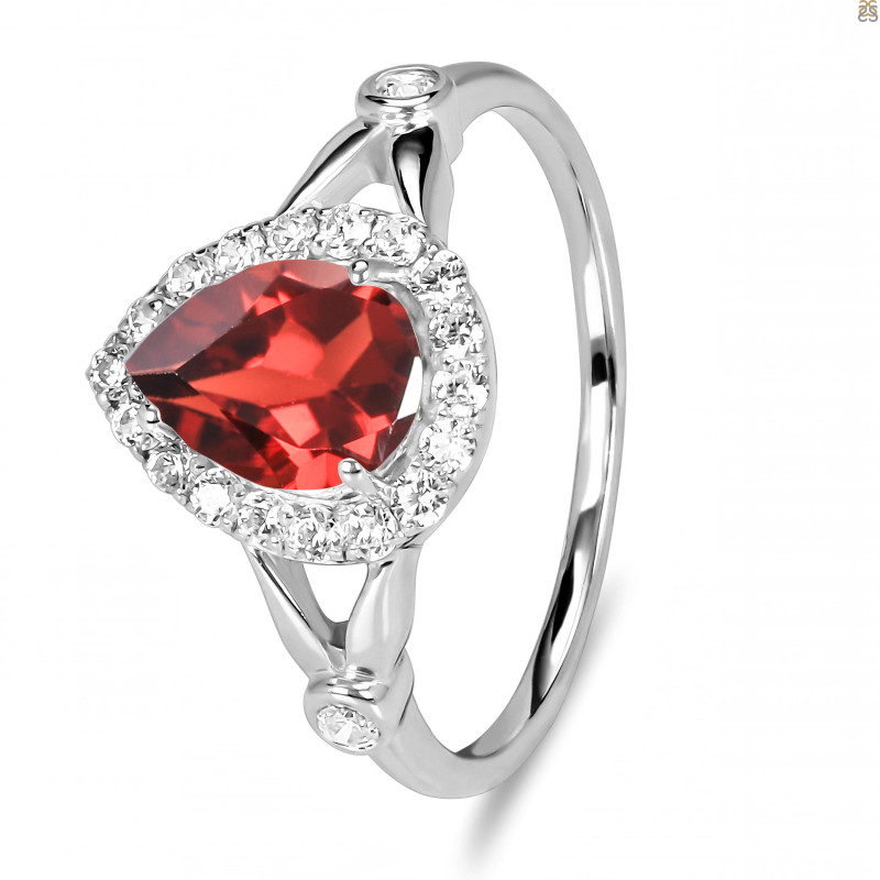 Garnet & White Topaz Ring GAR-RDR-2243.