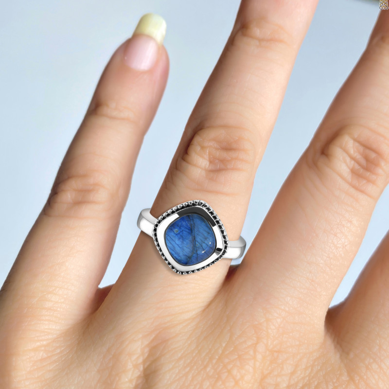 Labradorite Ring LBD-RDR-54.