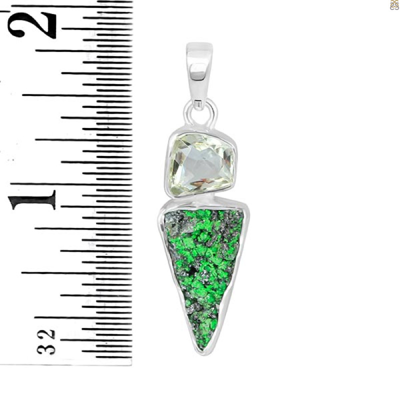 Uvarovite Pendant-2SP UVR-1-396