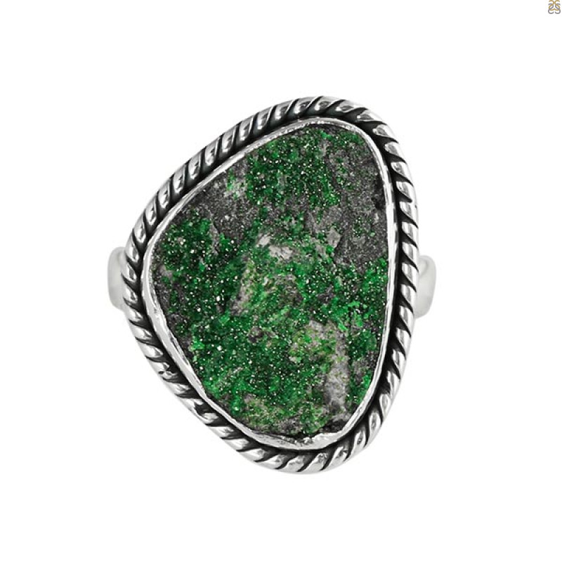 Uvarovite Ring-R-Size-6 UVR-2-537