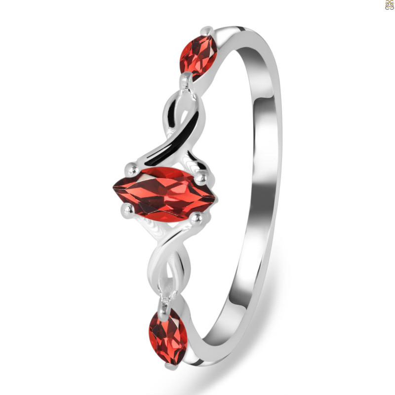 Garnet Ring