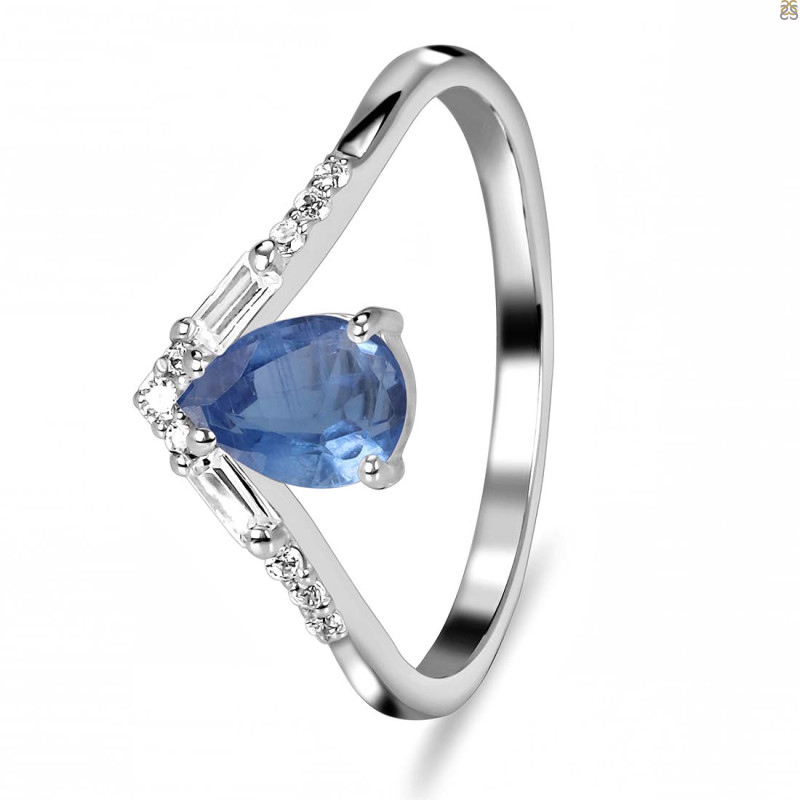 Kyanite Ring