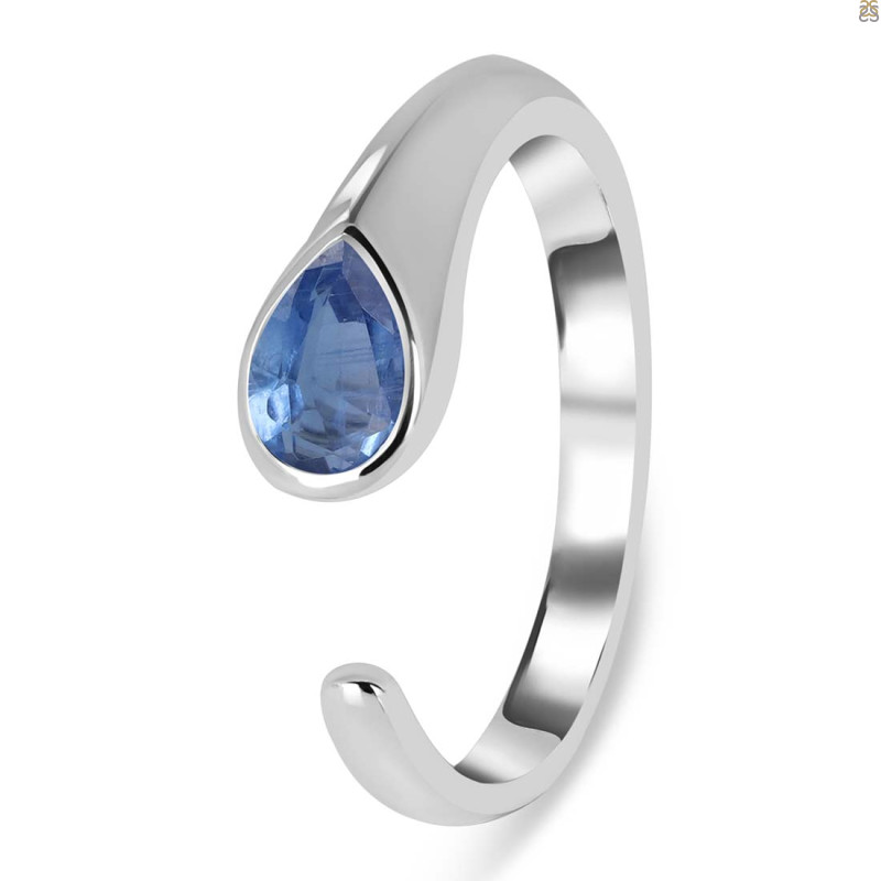 Kyanite Ring