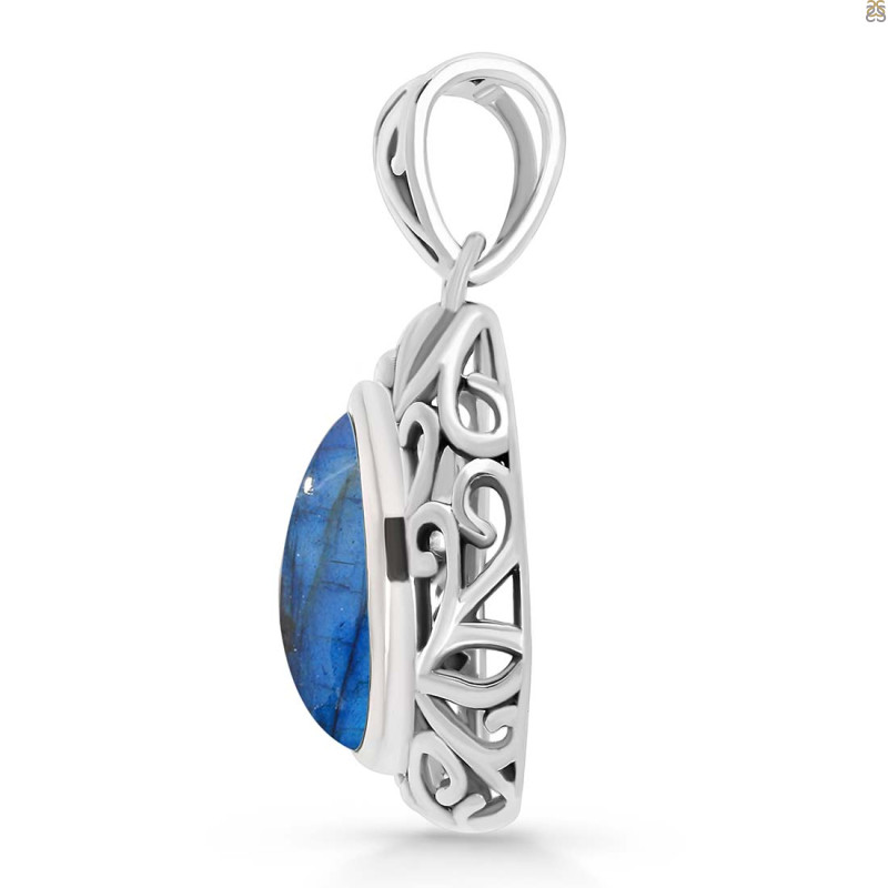 Labradorite Pendant