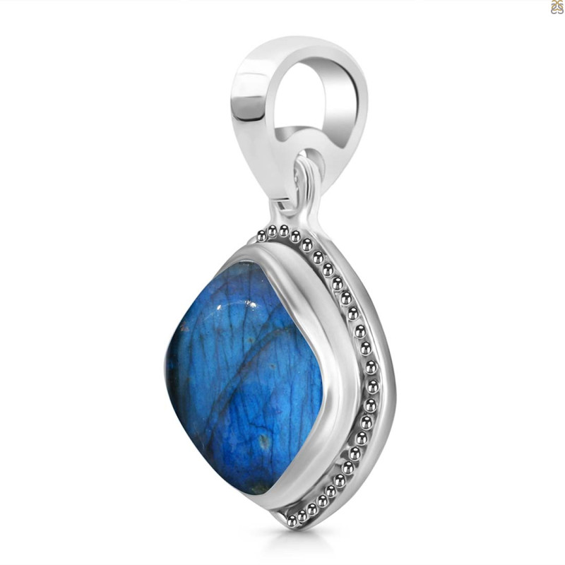 Labradorite Pendant