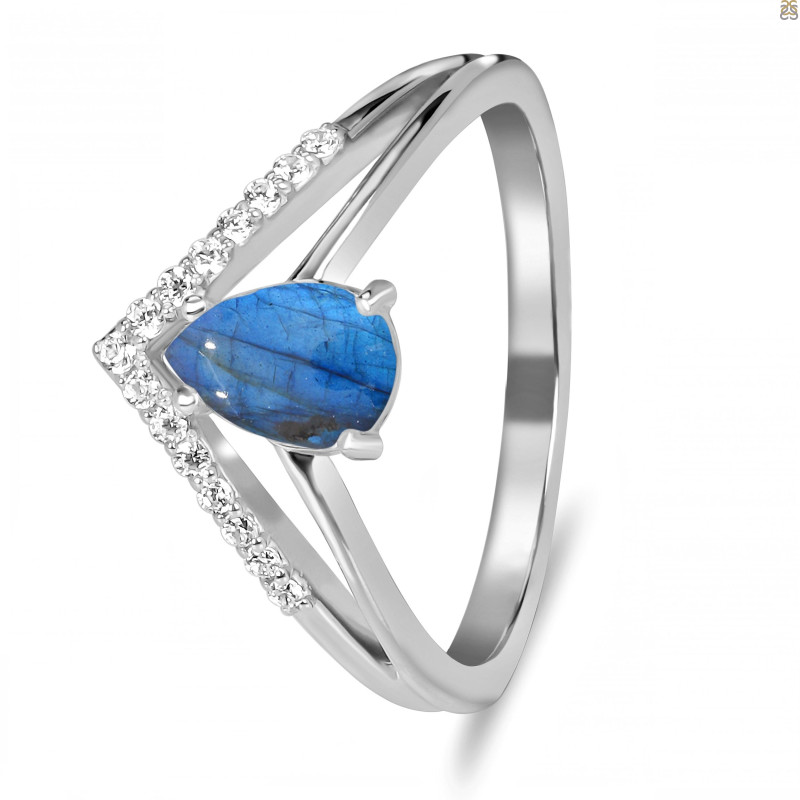 Labradorite & White Topaz Ring