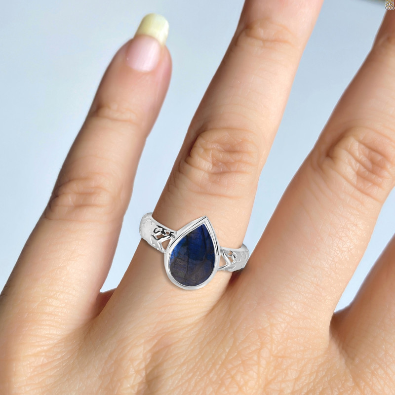 Labradorite Ring LBD-RDR-51.