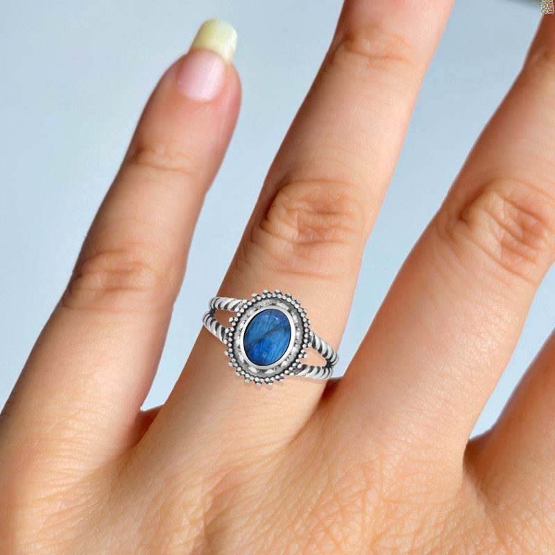 Labradorite Ring LBD-RDR-920.