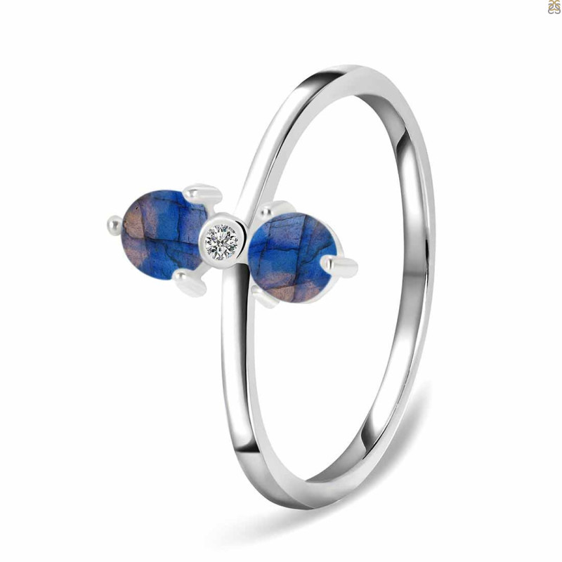 Labradorite & White Topaz Ring