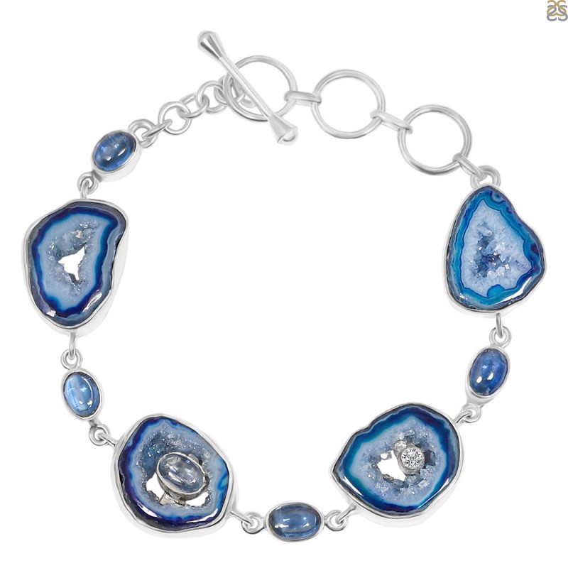 Blue Kyanite** Bracelet – Crystal Tale