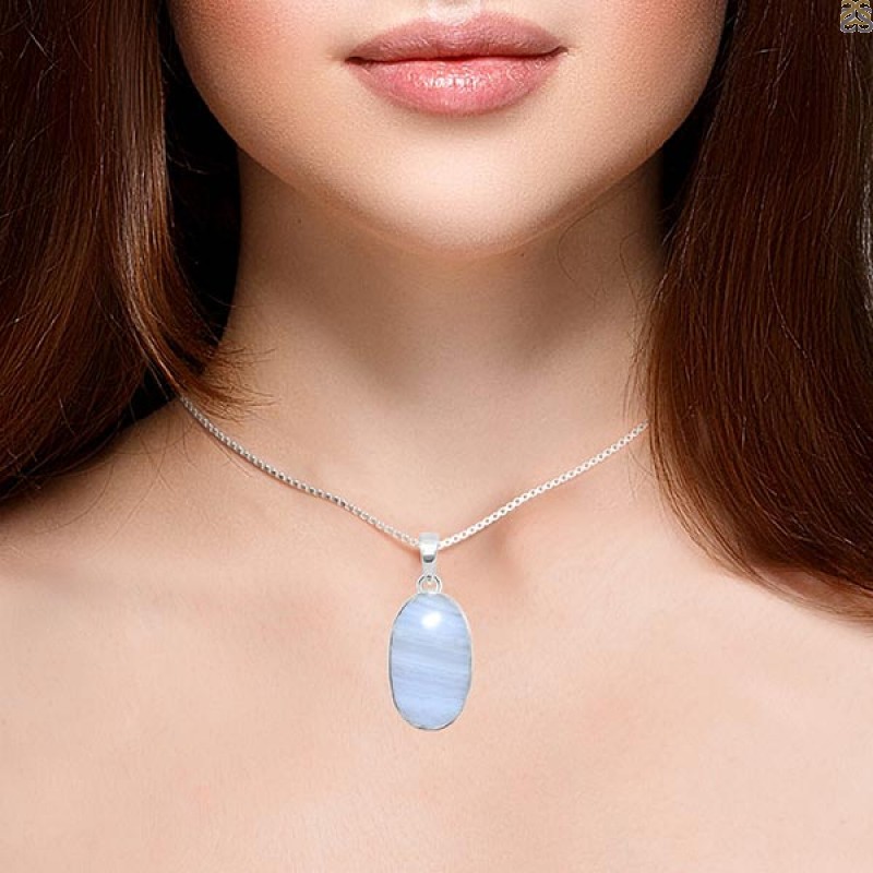 Blue Lace Agate Vegan Silk Necklace – The Healing Pear