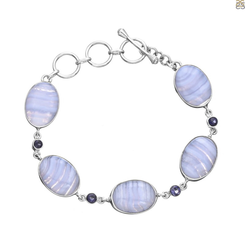 Blue Lace Agate Stone Chip Stretch Bracelets - Intuitively Chosen for  Communication and Expression | Copper Bug Jewelry