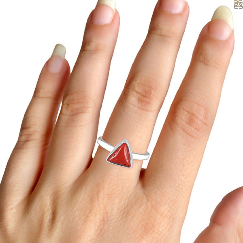 Red Coral Signet Ring in Silver for Vedic Purpouse Astrology - Eredi Jovon  Venice