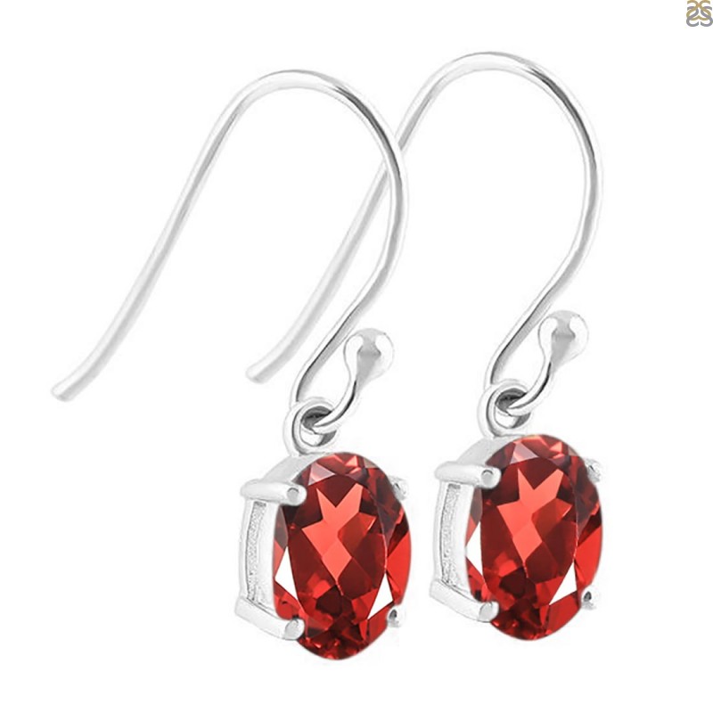 Amazon.com: 6mm Round 14k White Gold Garnet Stud Earrings: Clothing, Shoes  & Jewelry
