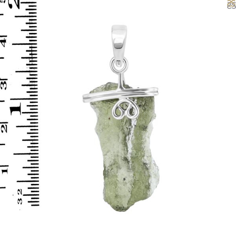 NATURAL GREEN CZECH Moldavite Meteorite Necklace Pendant Chakra Healing 1-2  Gram £22.80 - PicClick UK