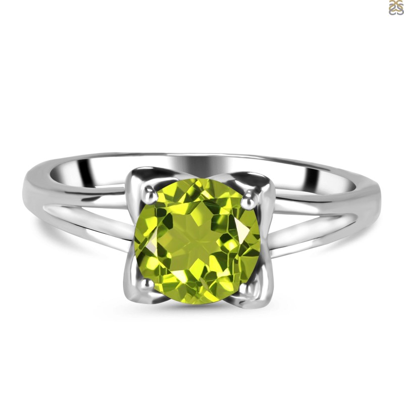 Peridot Emerald Cut Three-Stone Ring 18k Yellow Gold 1.04ct - AZ10789
