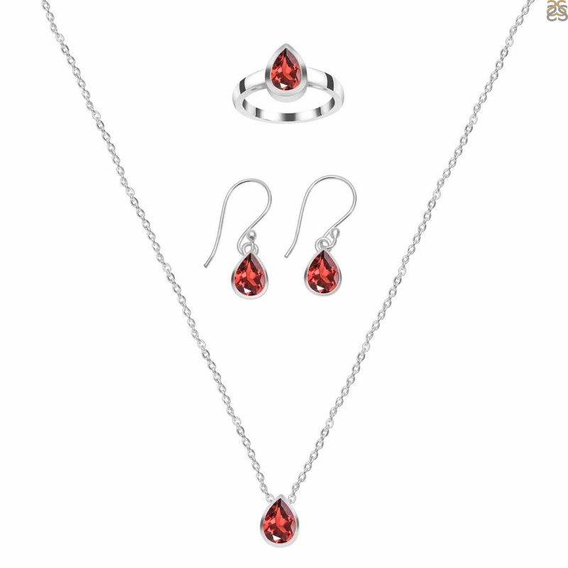  Garnet Jewelry Set