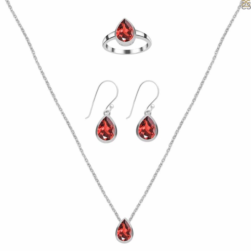 Garnet Jewelry Set