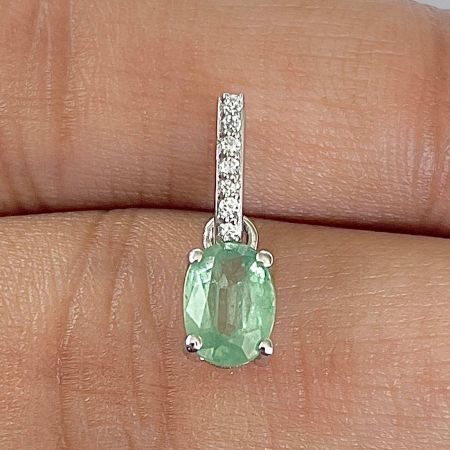 Kyanite (Green) Pendant