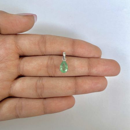 Kyanite (Green) Pendant