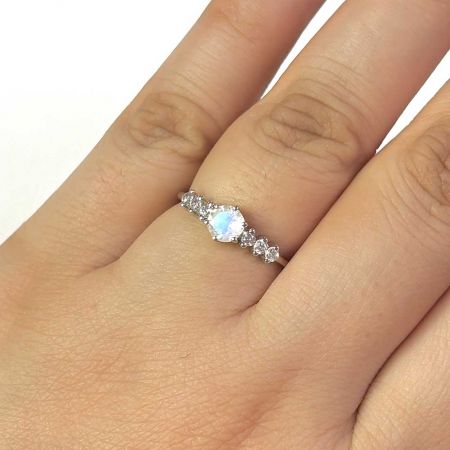 Moonstone-Ring