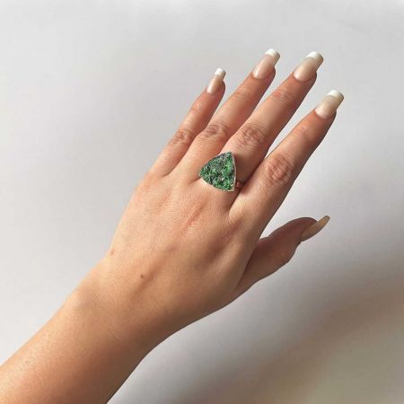 Uvarovite Ring