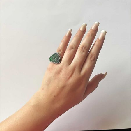 Uvarovite Ring