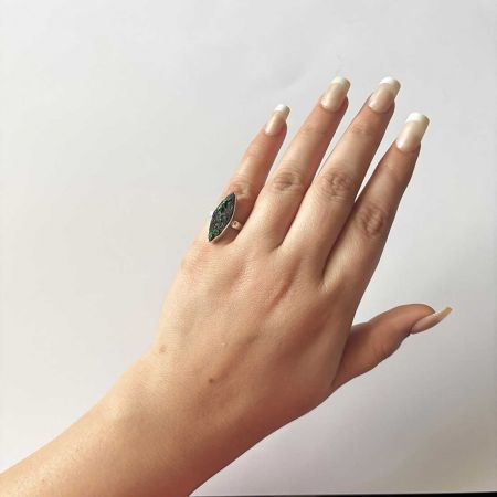 Uvarovite Ring
