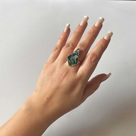 Uvarovite Ring