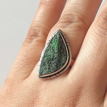 Uvarovite Ring