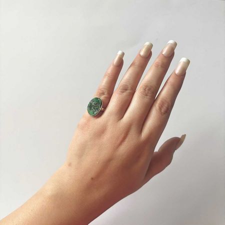 Uvarovite Ring