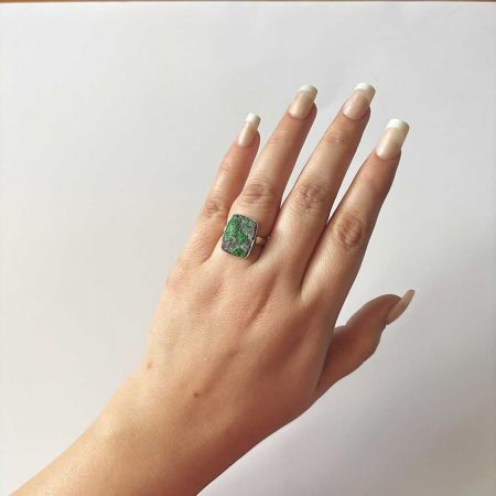 Uvarovite Ring