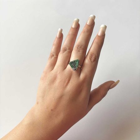 Uvarovite Ring