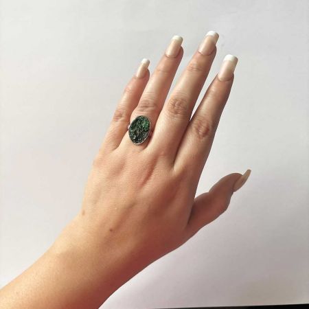 Uvarovite Ring
