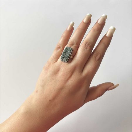 Uvarovite Ring