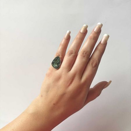 Uvarovite Ring