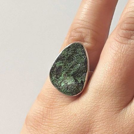 Uvarovite Ring