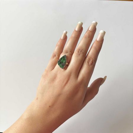 Uvarovite Ring