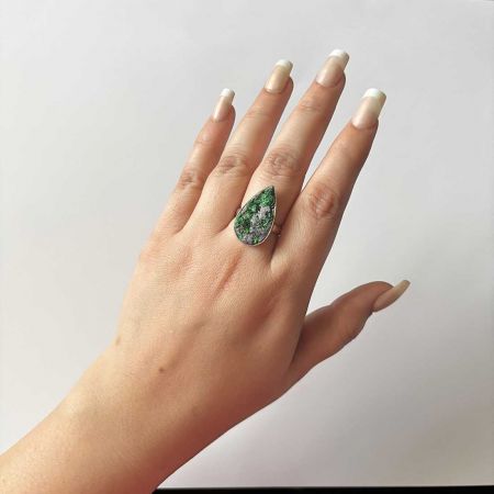 Uvarovite Ring