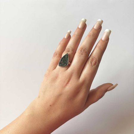 Uvarovite Ring