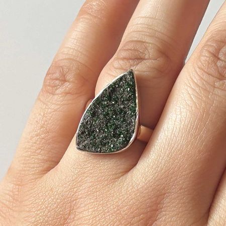 Uvarovite Ring