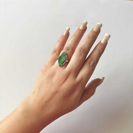 Uvarovite Ring